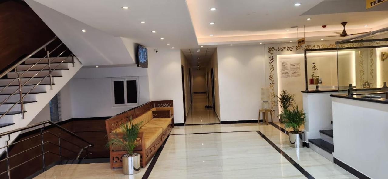 Ponni Residency Thanjavur Exterior foto